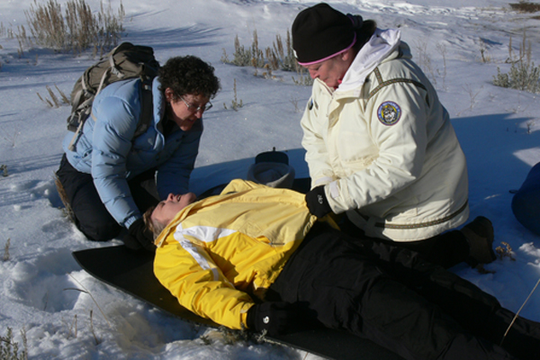 Wilderness First Aid Courses with Crossing Latitudes